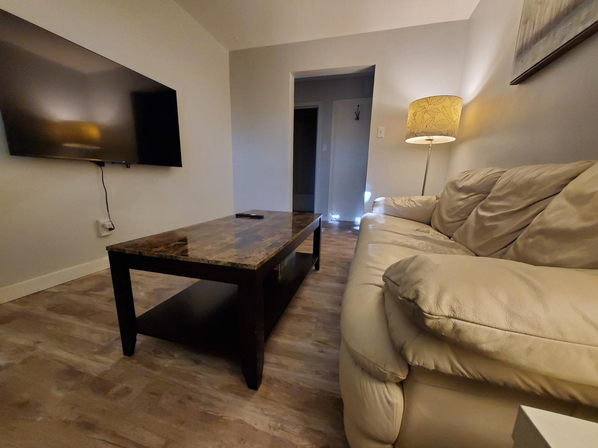 Modern Private 1Br Apt. W/Free Prkg + Fast Wi-Fi Sault Ste. Marie Εξωτερικό φωτογραφία